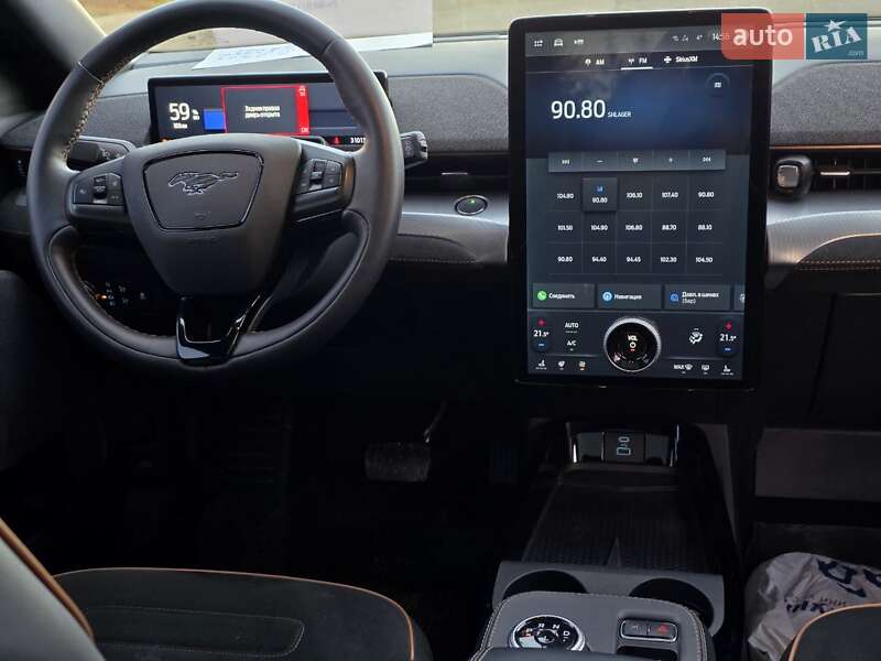 Внедорожник / Кроссовер Ford Mustang Mach-E 2022 в Тернополе