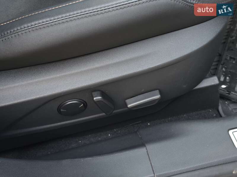 Внедорожник / Кроссовер Ford Mustang Mach-E 2022 в Тернополе