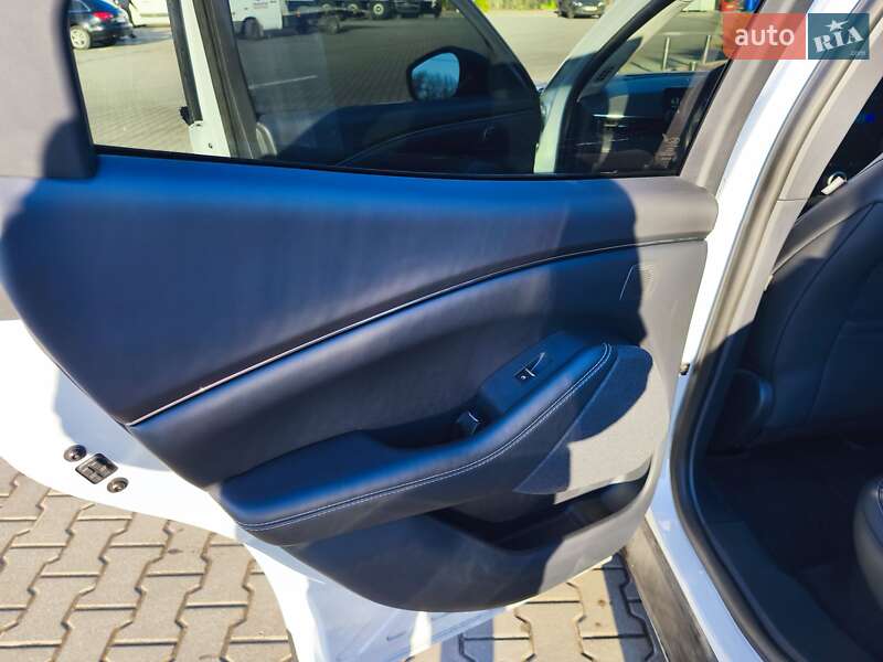 Внедорожник / Кроссовер Ford Mustang Mach-E 2023 в Житомире