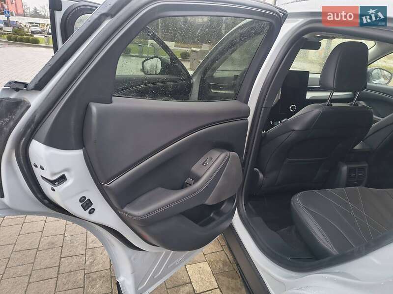 Внедорожник / Кроссовер Ford Mustang Mach-E 2023 в Дрогобыче