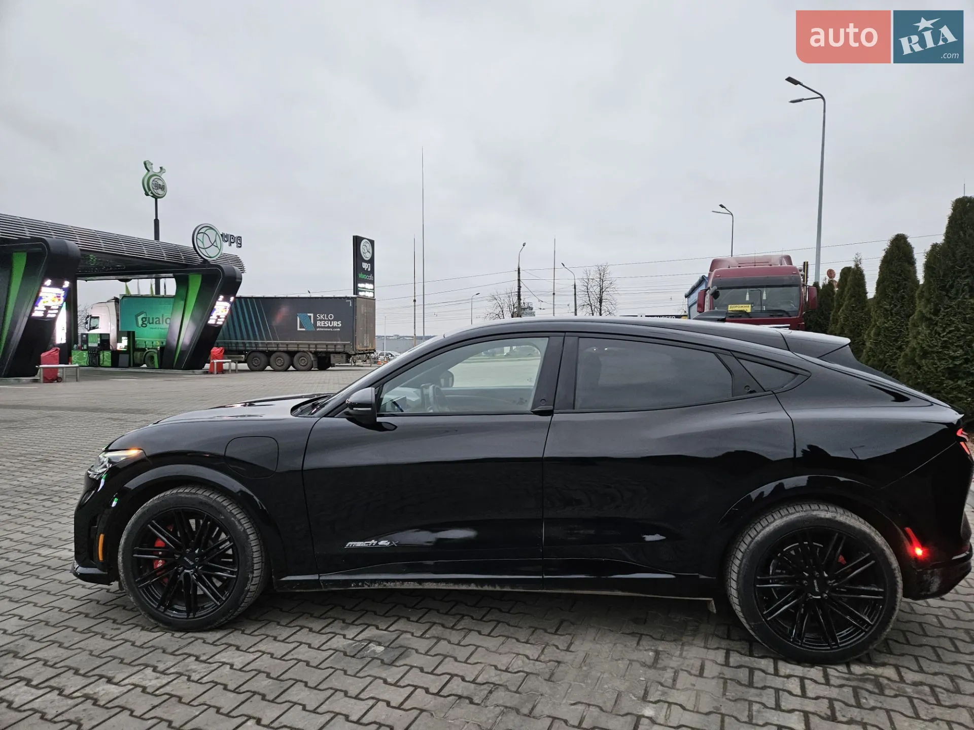 2021 Ford Mustang Mach-E - мініатюра 8