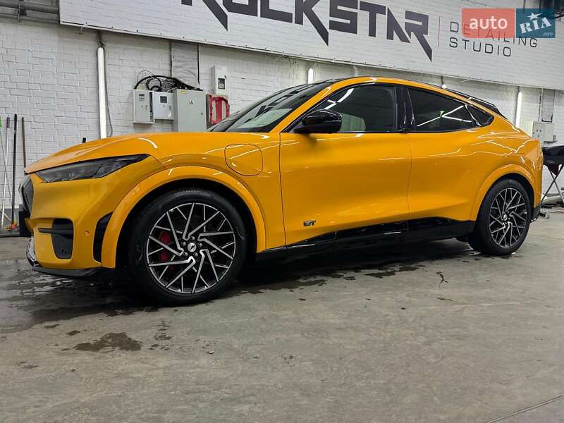 Позашляховик / Кросовер Ford Mustang Mach-E 2023 в Києві