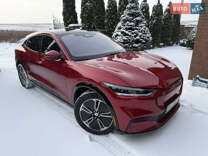 Позашляховик / Кросовер Ford Mustang Mach-E 2021 в Рівному