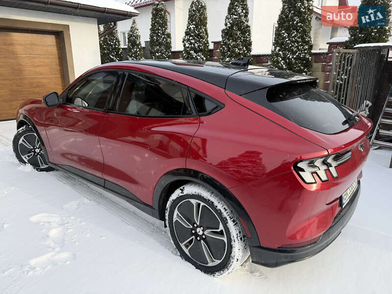 Позашляховик / Кросовер Ford Mustang Mach-E 2021 в Рівному