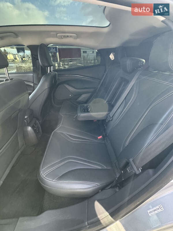 Позашляховик / Кросовер Ford Mustang Mach-E 2021 в Мукачевому