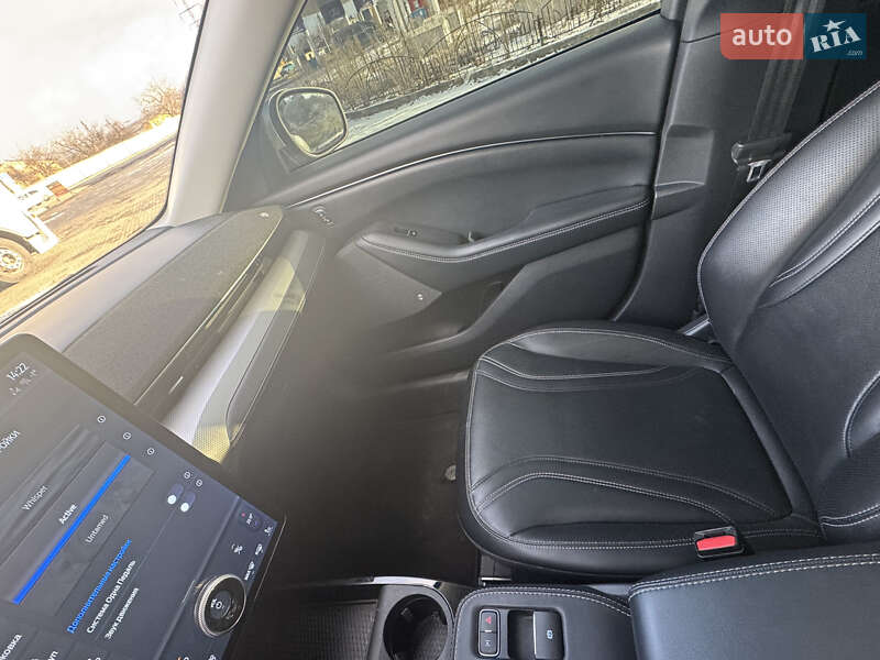 Позашляховик / Кросовер Ford Mustang Mach-E 2021 в Мукачевому