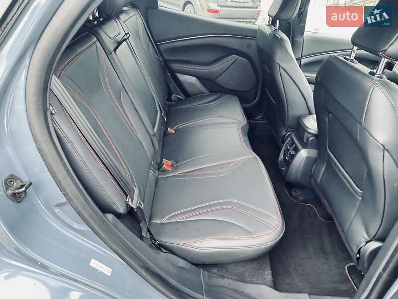 Позашляховик / Кросовер Ford Mustang Mach-E 2023 в Івано-Франківську фото 99 Позашляховик / Кросовер Ford Mustang Mach-E 2023 в Івано-Франківську