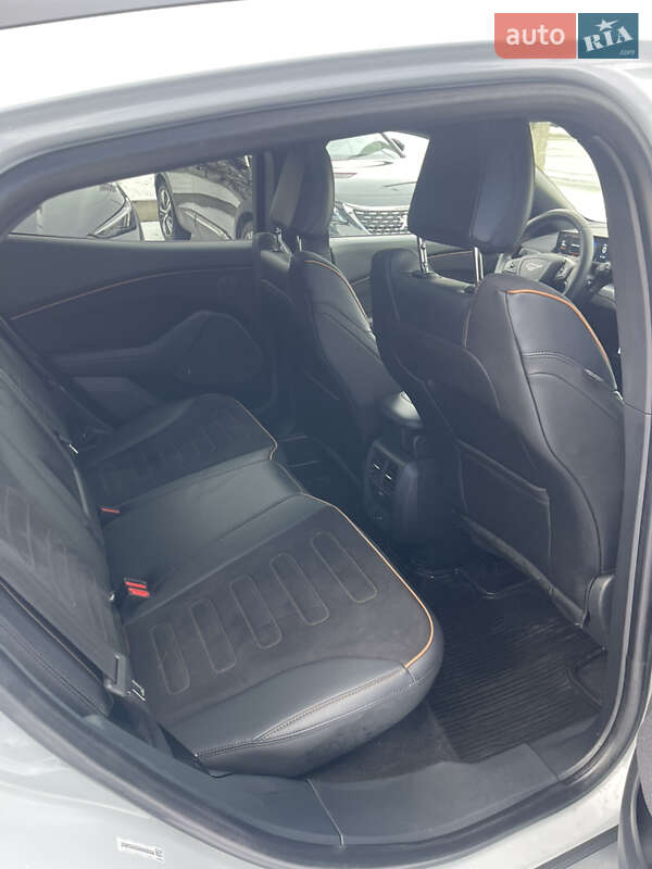 Позашляховик / Кросовер Ford Mustang Mach-E 2022 в Дніпрі