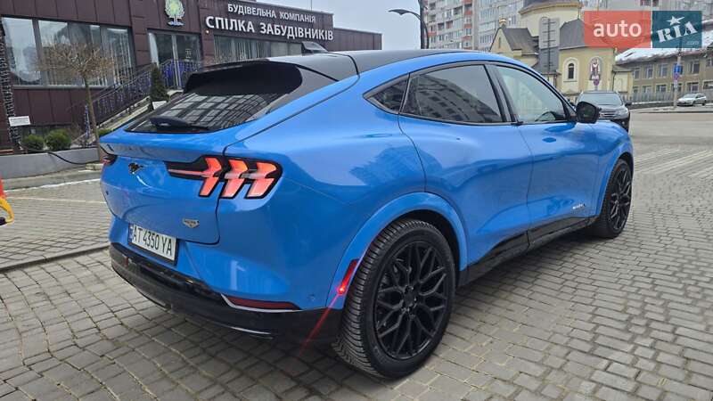 Внедорожник / Кроссовер Ford Mustang Mach-E 2022 в Ивано-Франковске