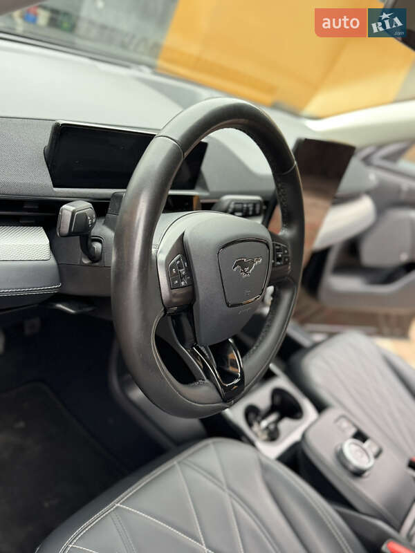 Внедорожник / Кроссовер Ford Mustang Mach-E 2021 в Ровно
