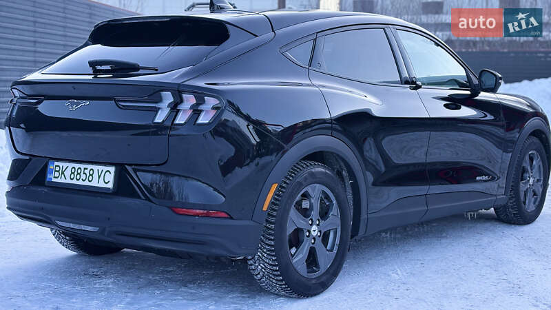Позашляховик / Кросовер Ford Mustang Mach-E 2021 в Радивиліві