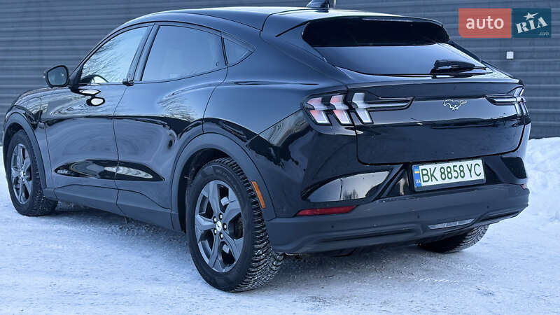 Позашляховик / Кросовер Ford Mustang Mach-E 2021 в Радивиліві