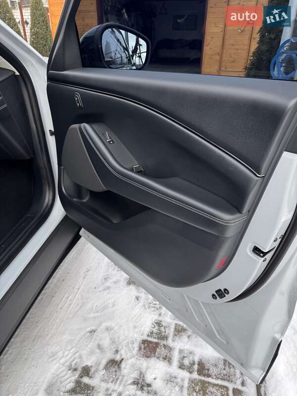 Внедорожник / Кроссовер Ford Mustang Mach-E 2021 в Ерках фото 14 Внедорожник / Кроссовер Ford Mustang Mach-E 2021 в Ерках