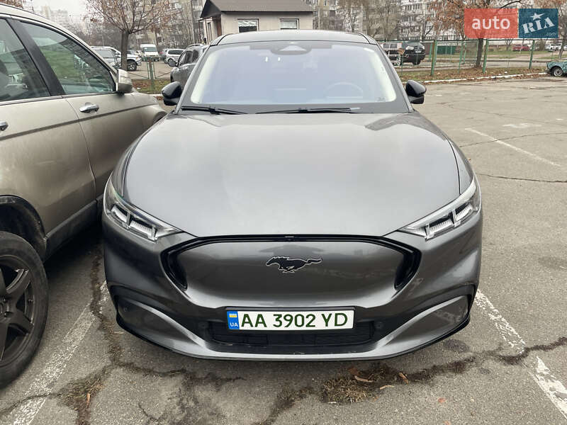 Ford Mustang Mach-E 2023