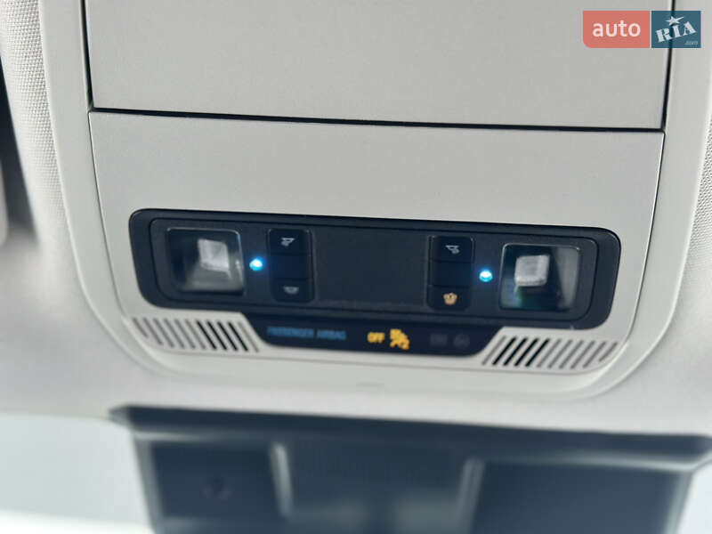 Позашляховик / Кросовер Ford Mustang Mach-E 2023 в Львові фото 19 Позашляховик / Кросовер Ford Mustang Mach-E 2023 в Львові