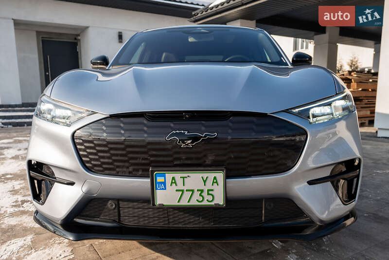 Позашляховик / Кросовер Ford Mustang Mach-E 2022 в Івано-Франківську