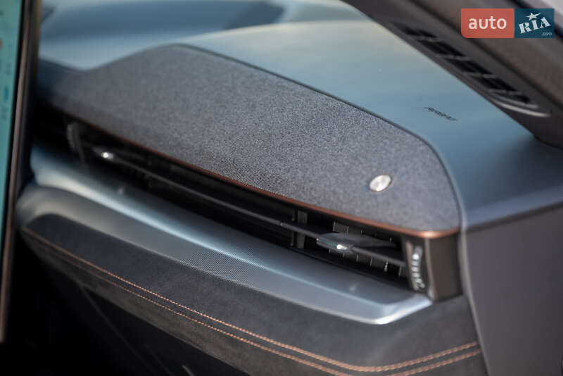 Позашляховик / Кросовер Ford Mustang Mach-E 2022 в Івано-Франківську