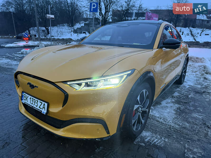 Внедорожник / Кроссовер Ford Mustang Mach-E 2022 в Ровно фото Внедорожник / Кроссовер Ford Mustang Mach-E 2022 в Ровно