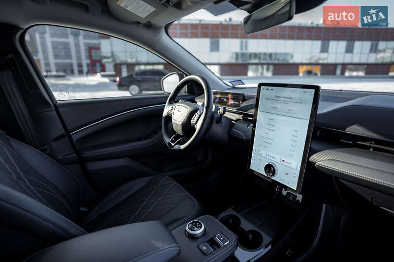 Позашляховик / Кросовер Ford Mustang Mach-E 2024 в Києві