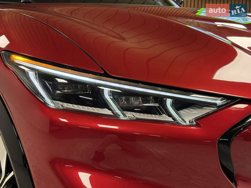 Позашляховик / Кросовер Ford Mustang Mach-E 2021 в Києві