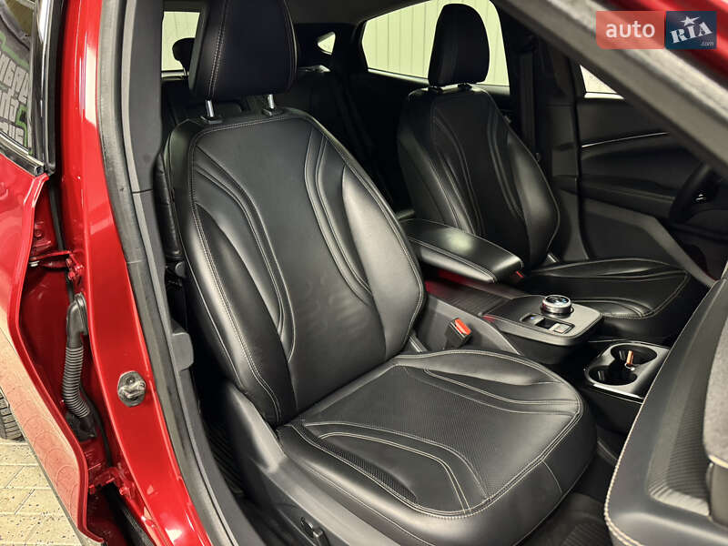 Позашляховик / Кросовер Ford Mustang Mach-E 2021 в Києві