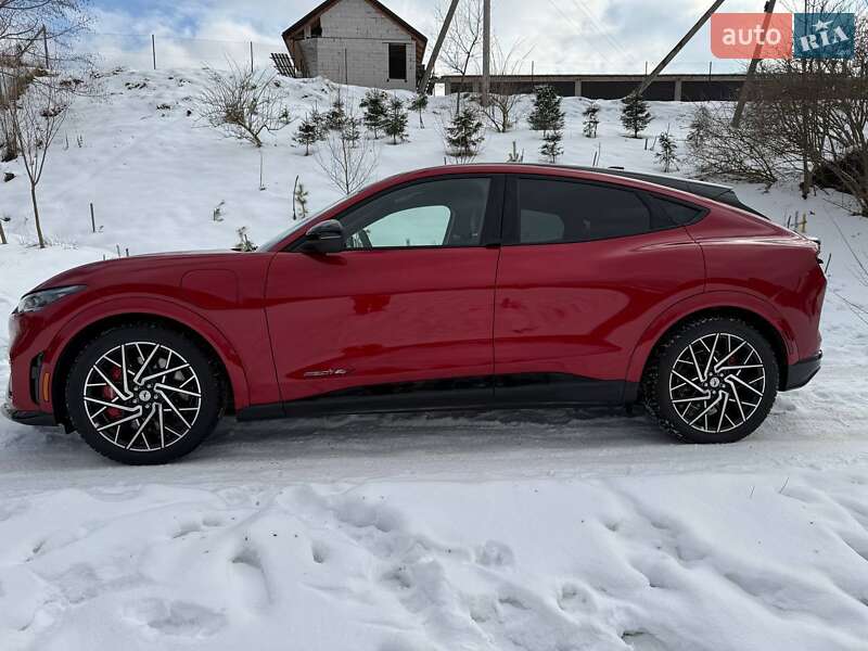 Позашляховик / Кросовер Ford Mustang Mach-E 2022 в Верховині