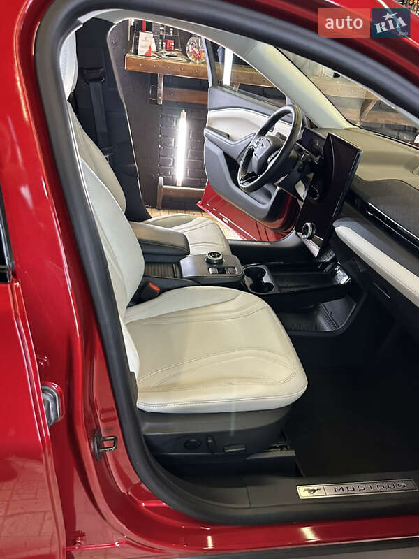 Внедорожник / Кроссовер Ford Mustang Mach-E 2022 в Одессе