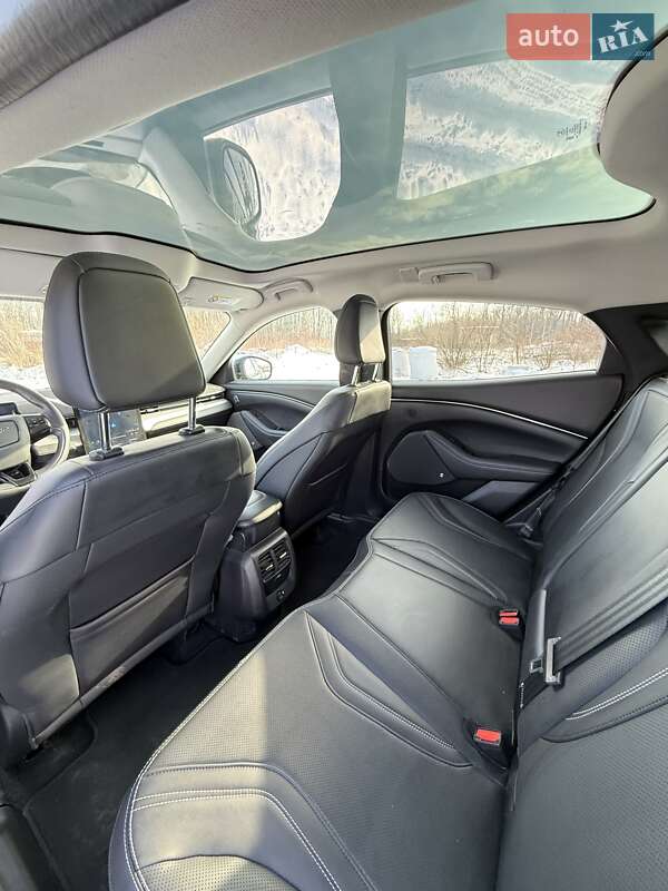 Внедорожник / Кроссовер Ford Mustang Mach-E 2021 в Черновцах