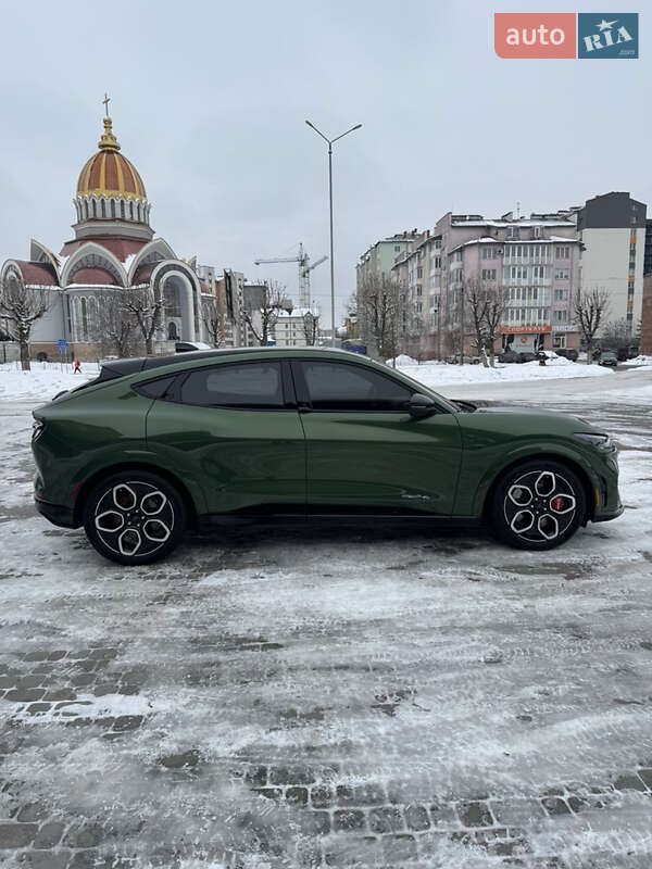 Позашляховик / Кросовер Ford Mustang Mach-E 2024 в Івано-Франківську