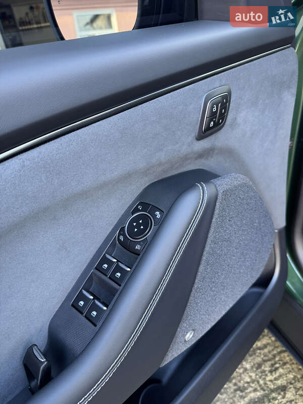 Позашляховик / Кросовер Ford Mustang Mach-E 2024 в Івано-Франківську