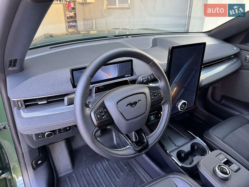 Позашляховик / Кросовер Ford Mustang Mach-E 2024 в Івано-Франківську