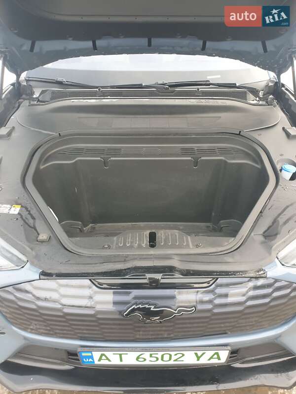 Позашляховик / Кросовер Ford Mustang Mach-E 2024 в Івано-Франківську