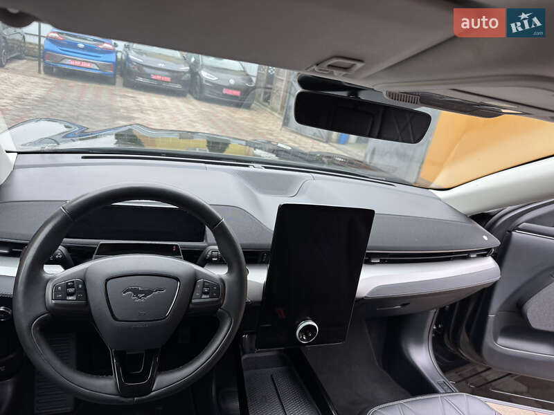 Позашляховик / Кросовер Ford Mustang Mach-E 2021 в Рівному