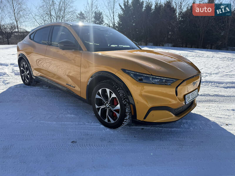 Внедорожник / Кроссовер Ford Mustang Mach-E 2022 в Ровно