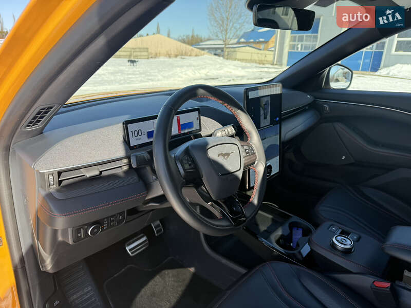 Внедорожник / Кроссовер Ford Mustang Mach-E 2022 в Ровно