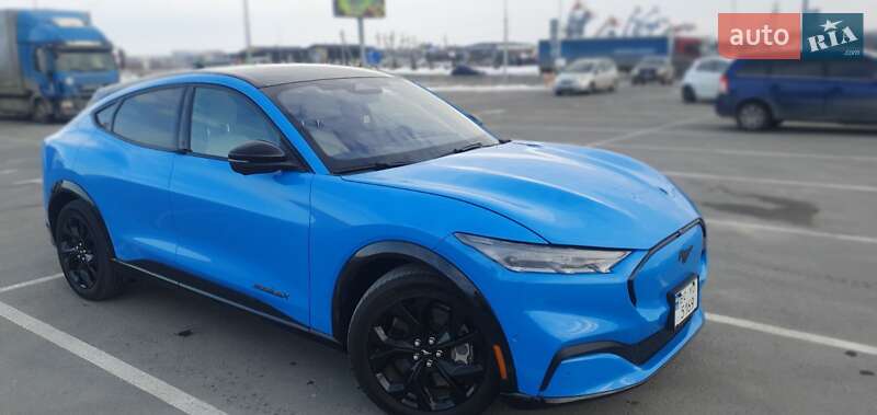 Позашляховик / Кросовер Ford Mustang Mach-E 2023 в Львові фото 10 Позашляховик / Кросовер Ford Mustang Mach-E 2023 в Львові
