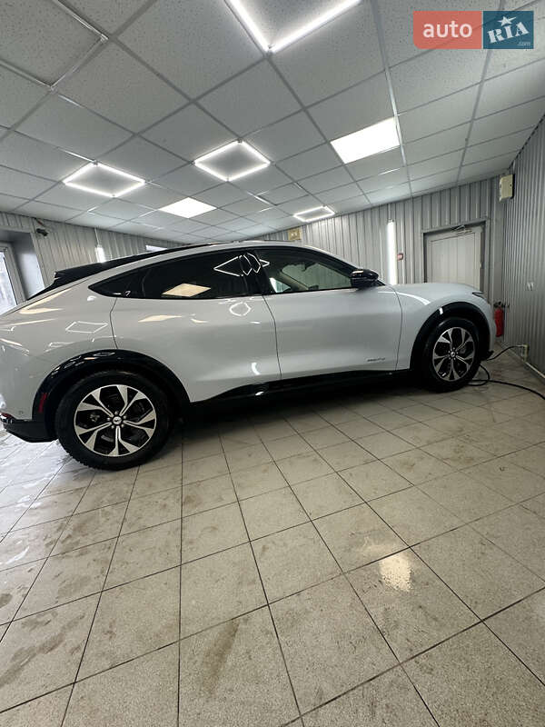 Внедорожник / Кроссовер Ford Mustang Mach-E 2023 в Тернополе фото 30 Внедорожник / Кроссовер Ford Mustang Mach-E 2023 в Тернополе