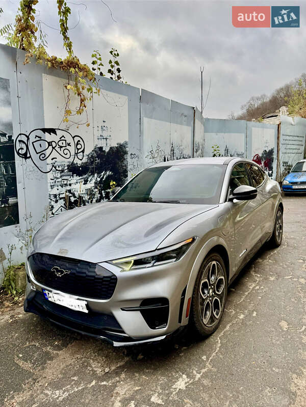 Ford Mustang Mach-E 2021