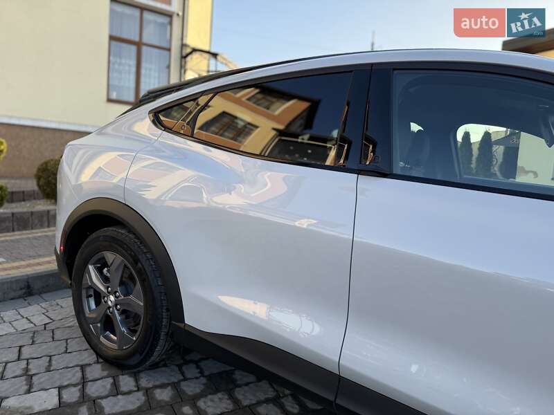 Позашляховик / Кросовер Ford Mustang Mach-E 2023 в Дрогобичі