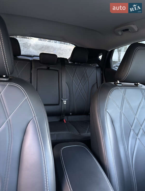 Позашляховик / Кросовер Ford Mustang Mach-E 2023 в Чернівцях фото 9 Позашляховик / Кросовер Ford Mustang Mach-E 2023 в Чернівцях