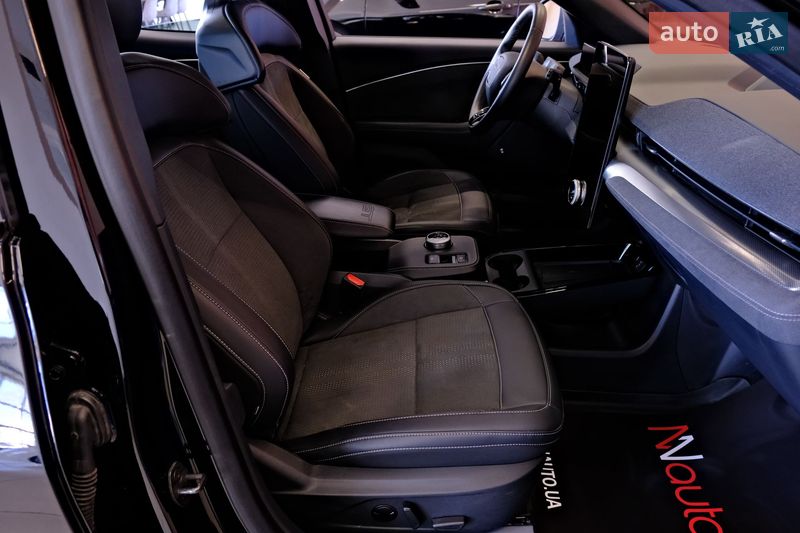 Внедорожник / Кроссовер Ford Mustang Mach-E 2023 в Одессе