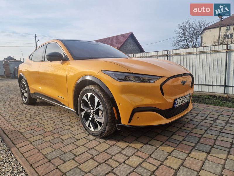 Позашляховик / Кросовер Ford Mustang Mach-E 2022 в Івано-Франківську