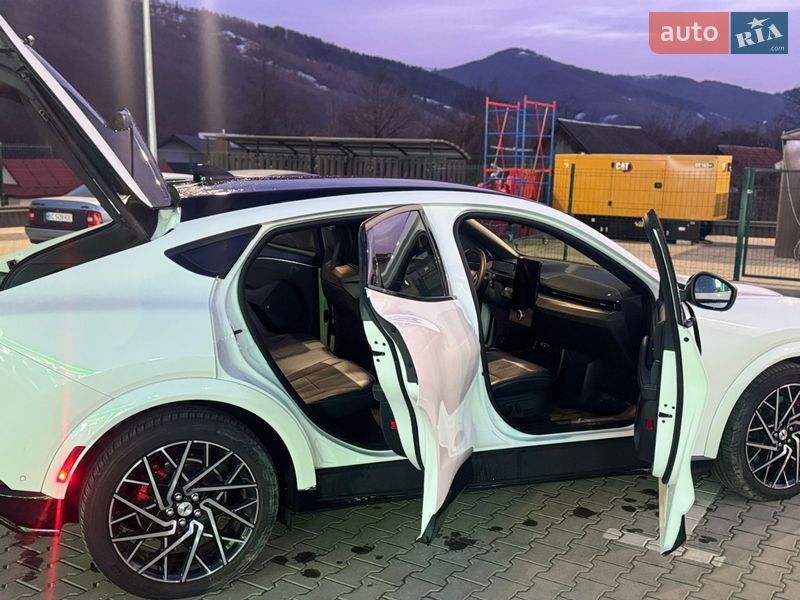 Внедорожник / Кроссовер Ford Mustang Mach-E 2021 в Делятине фото 18 Внедорожник / Кроссовер Ford Mustang Mach-E 2021 в Делятине