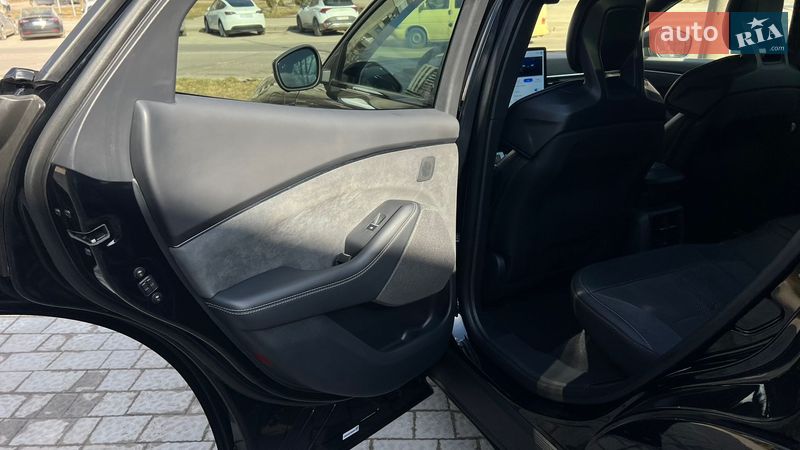 Внедорожник / Кроссовер Ford Mustang Mach-E 2023 в Львове