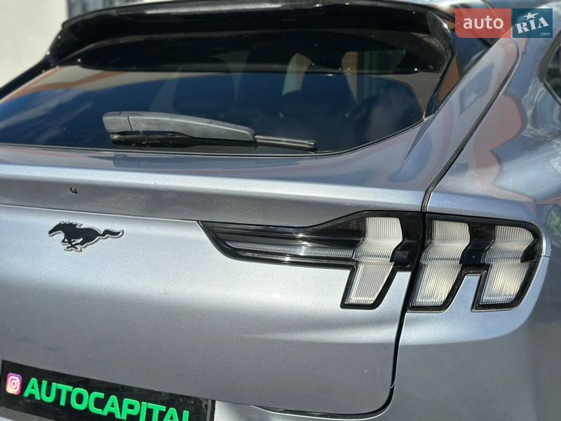 Внедорожник / Кроссовер Ford Mustang Mach-E 2022 в Киеве