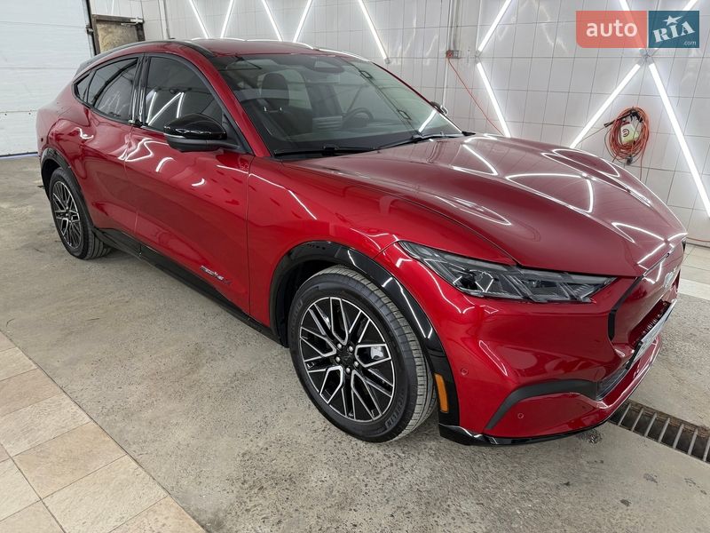 Внедорожник / Кроссовер Ford Mustang Mach-E 2024 в Львове