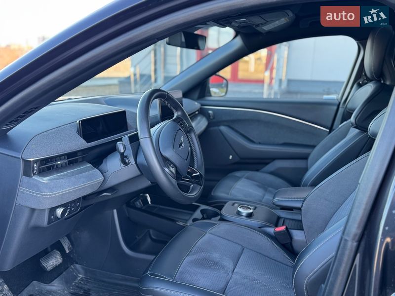 Позашляховик / Кросовер Ford Mustang Mach-E 2021 в Рівному фото 10 Позашляховик / Кросовер Ford Mustang Mach-E 2021 в Рівному