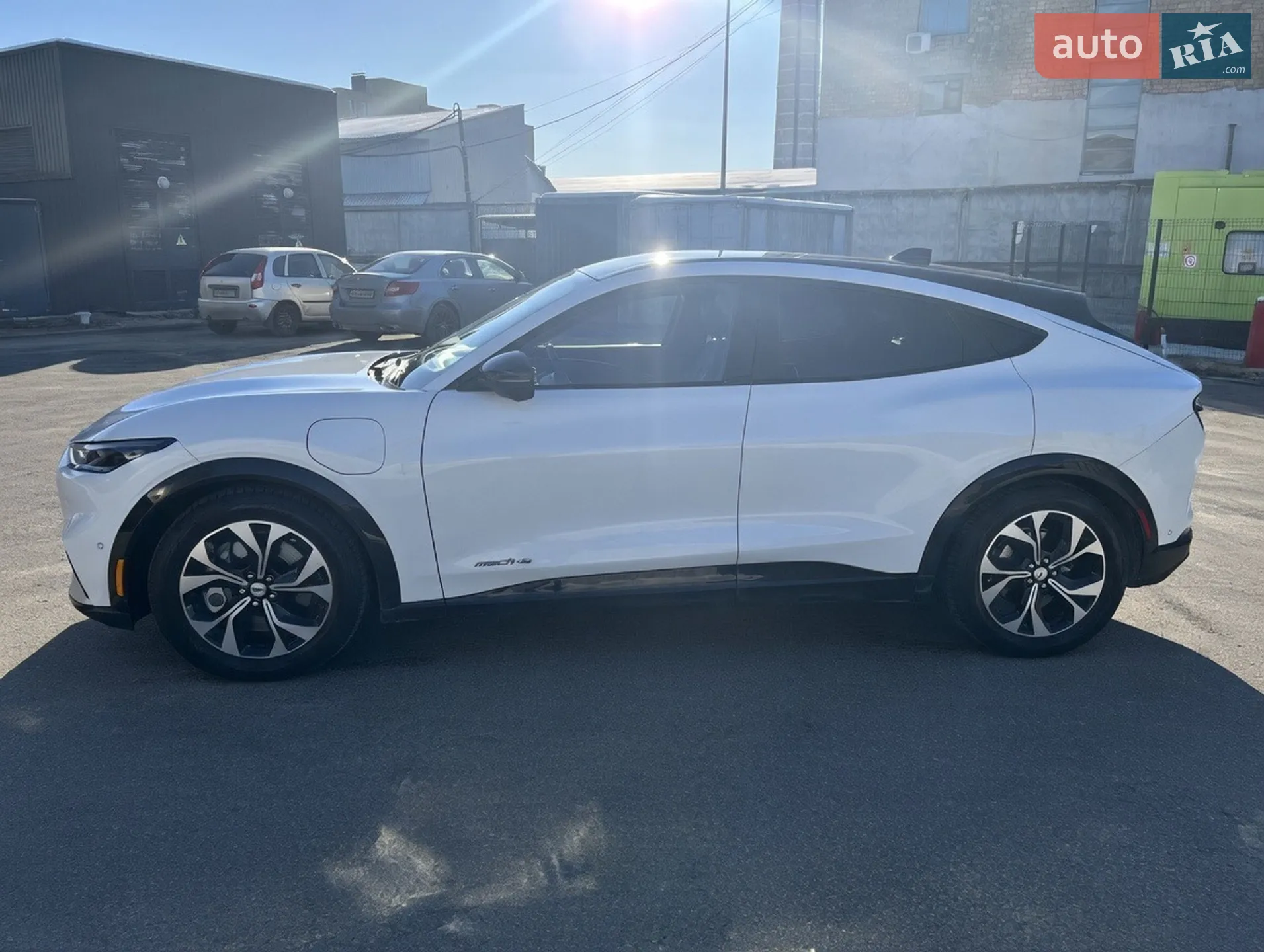 2021 Ford Mustang Mach-E - мініатюра 4