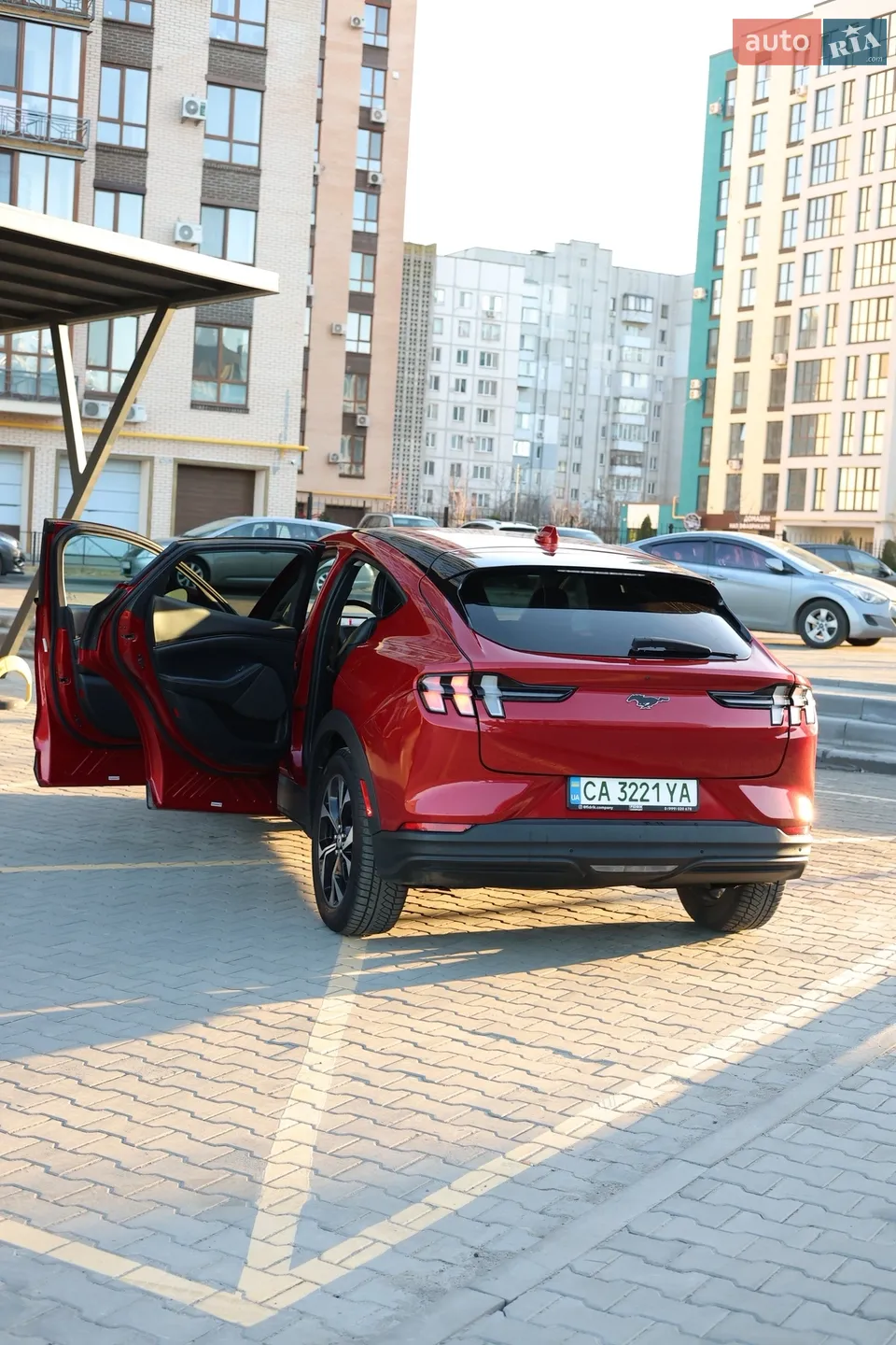 2022 Ford Mustang Mach-E - мініатюра 11
