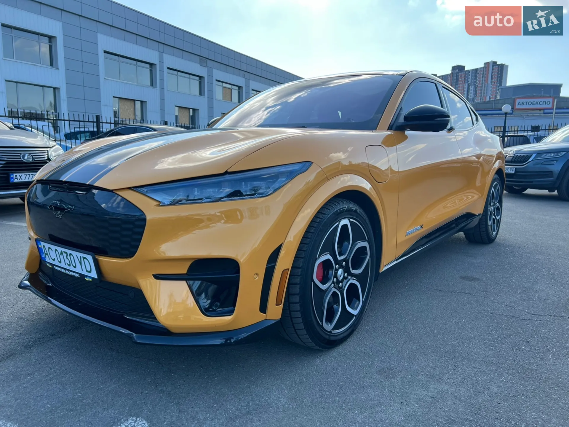 2022 Ford Mustang Mach-E - мініатюра 4